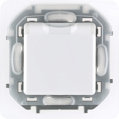 Legrand INSPIRIA Белый Розетка 2К+З IP 44 с откидной крышкой и шторками - немецкий стандарт - 16 А - 250 В