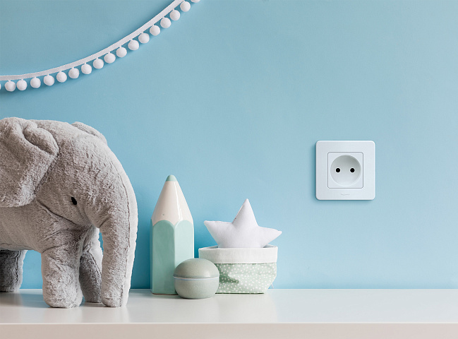 Legrand INSPIRIA Белый Розетка 2К - 16 А - 250 В